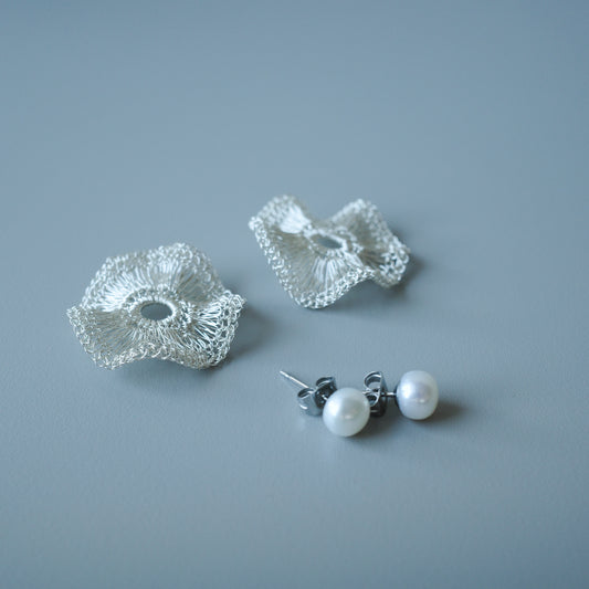 2way Orbit Pearl 耳飾り Silver color