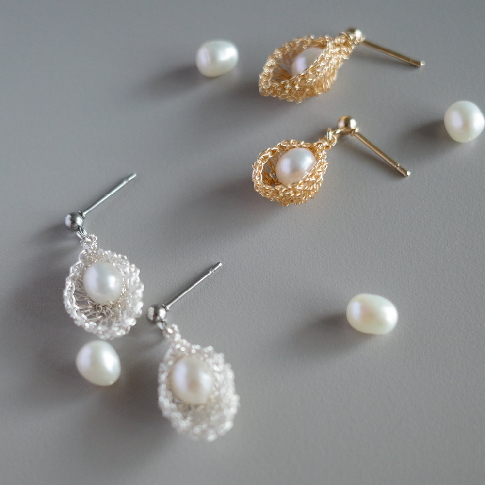 睡美人淡水珍珠 耳飾 銀色