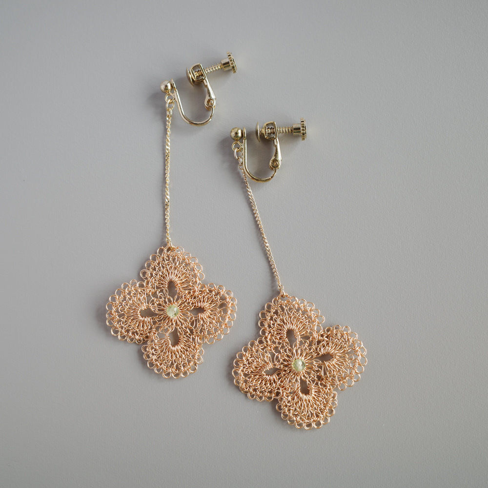 花綾 – 鉤織鏈條耳飾 金色