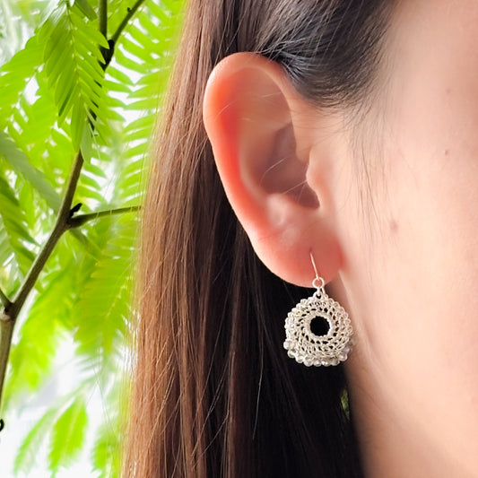 Labradorite Lace – 金屬線蕾絲耳環 Silver color