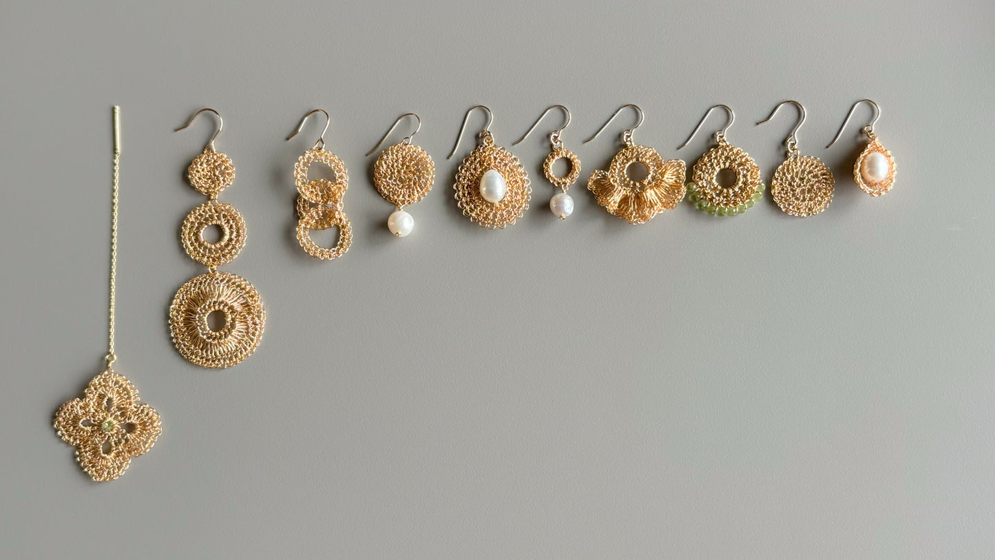 Lace Pearl 金屬蕾絲耳飾 Gold color