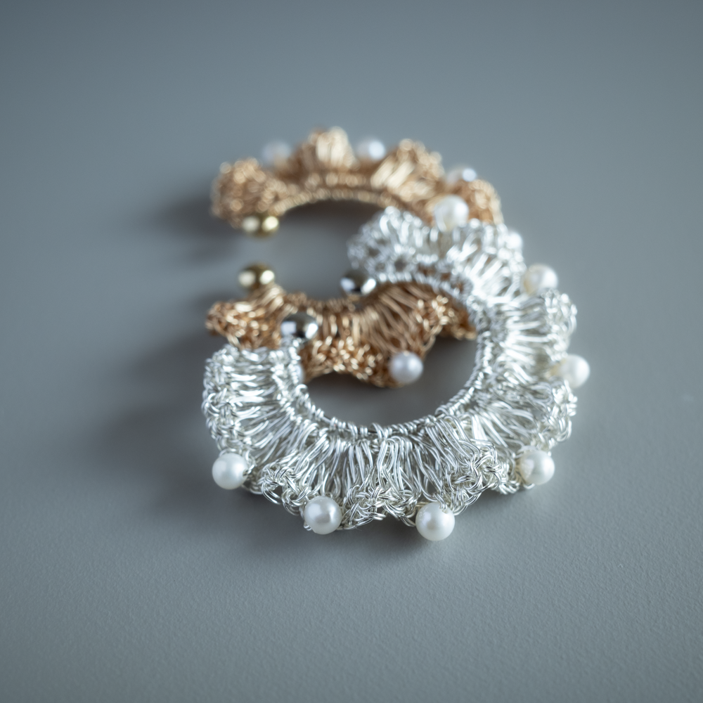 Frill Pearl Ear Cuff [Single] Ultra-Lightweight, Flexible Fit Design