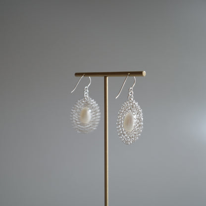 雫（しずく） パール – ワイヤークロッシェ 耳飾り　シルバー
