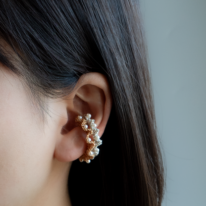 Frill Pearl Ear Cuff [Single] Ultra-Lightweight, Flexible Fit Design