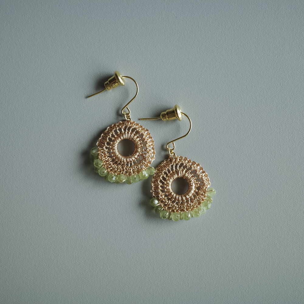 Peridot Lace earrings Gold color