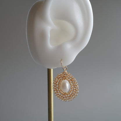 雫（しずく） パール – ワイヤークロッシェ 耳飾り　ゴールド