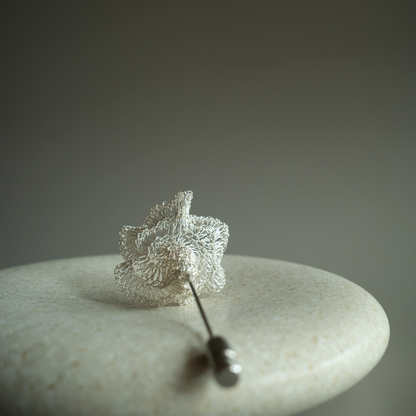 Calla Lily Brooch Hand-Crocheted Wire Flower Brooch with Freshwater Pearl