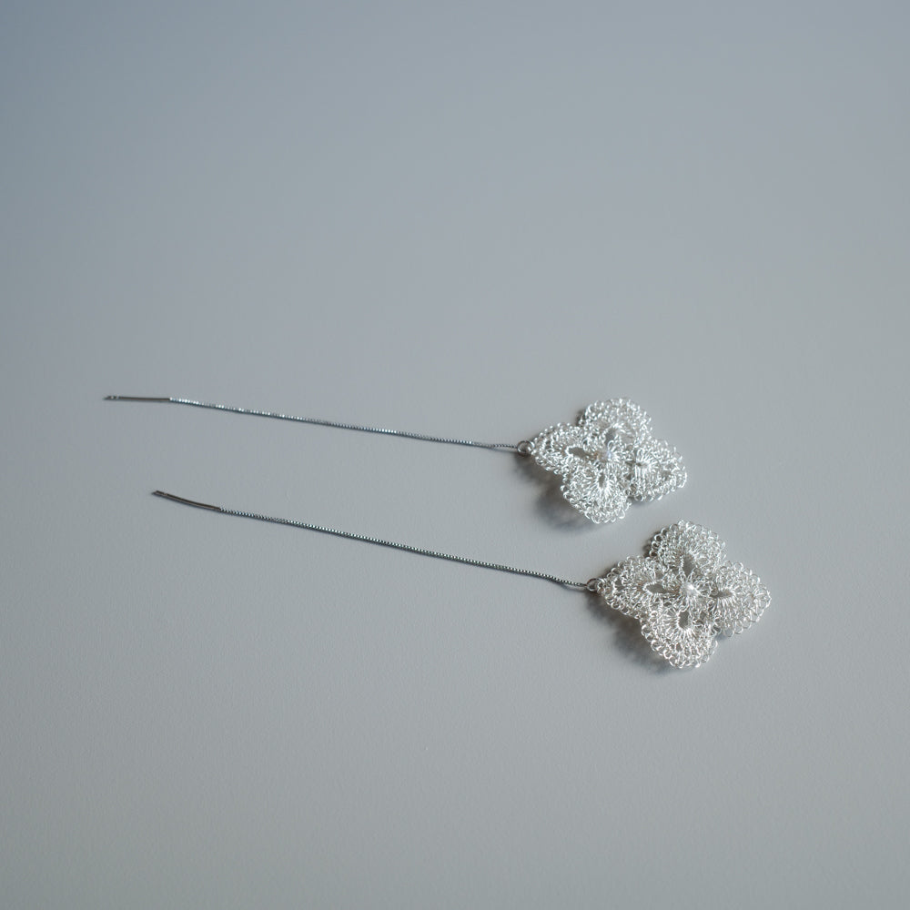 花綾 – 鉤織鏈條耳飾　銀色