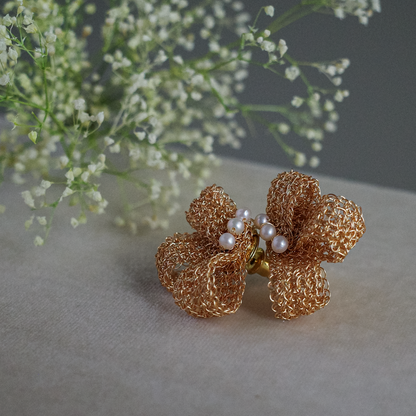 珍珠蝴蝶結耳環｜Soft Ribbon Pearl Earrings　Gold
