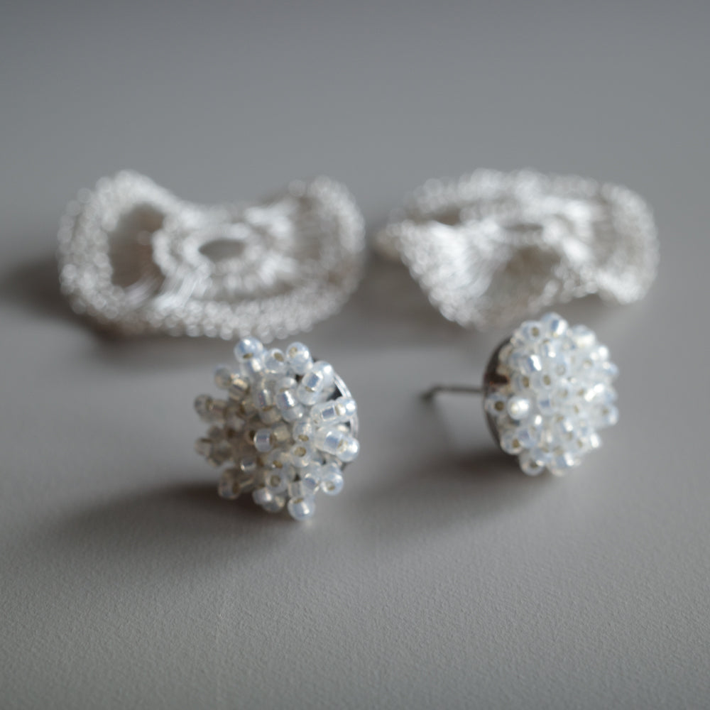 2way Orbit  Glass Beads　Silver color