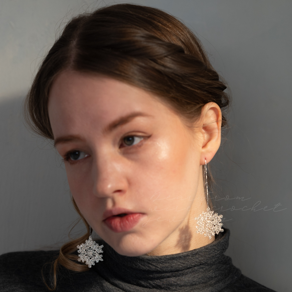 雪の華 ワイヤークロッシェ 耳飾り［シルバー］