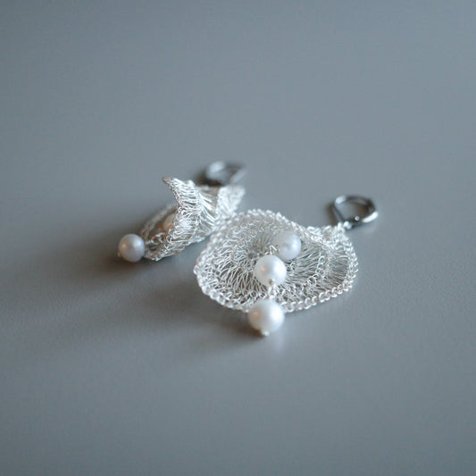 Pearl Cascade　耳環　Silver color