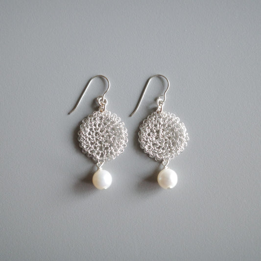 Lace Pearl – Silver color