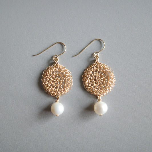 Lace Pearl Gold color