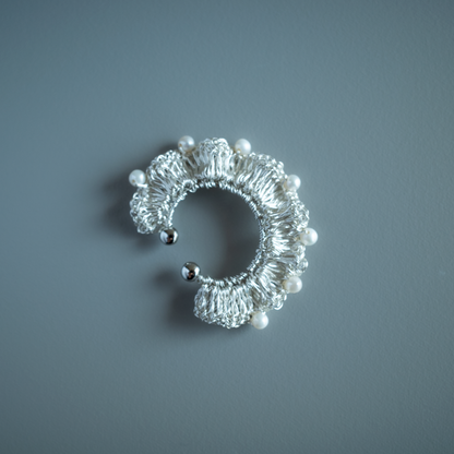 Frill Pearl Ear Cuff [Single] Ultra-Lightweight, Flexible Fit Design