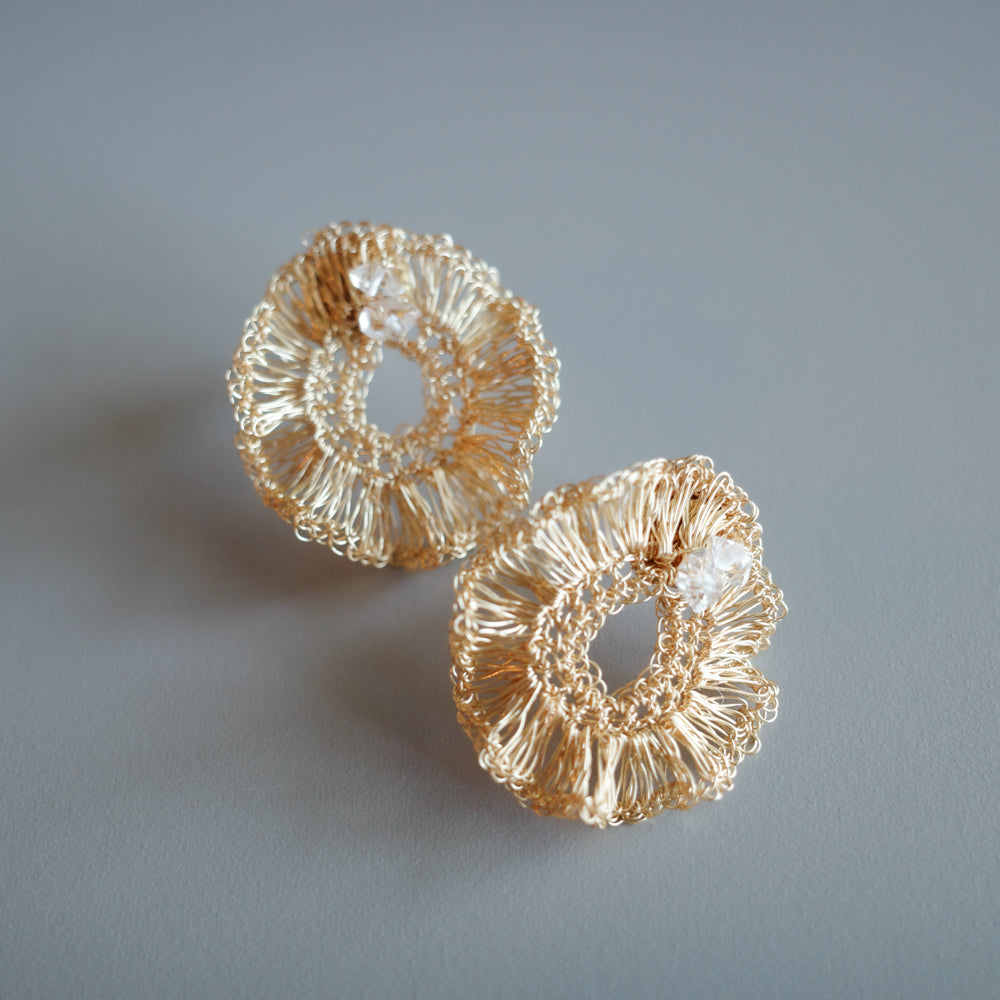 フリル水晶の耳飾り ［ゴールド］　Soft Frill Herkimer Diamond Earrings