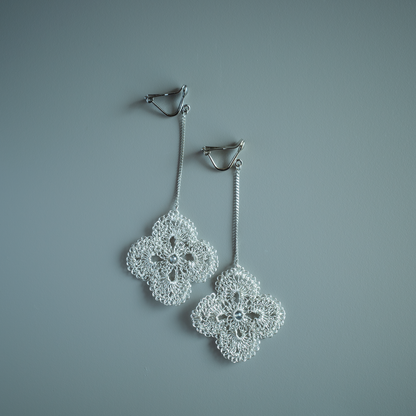 Hanaaya – Wire Crochet Chain Earrings Silver
