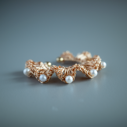 Frill Pearl Ear Cuff [Single] Ultra-Lightweight, Flexible Fit Design