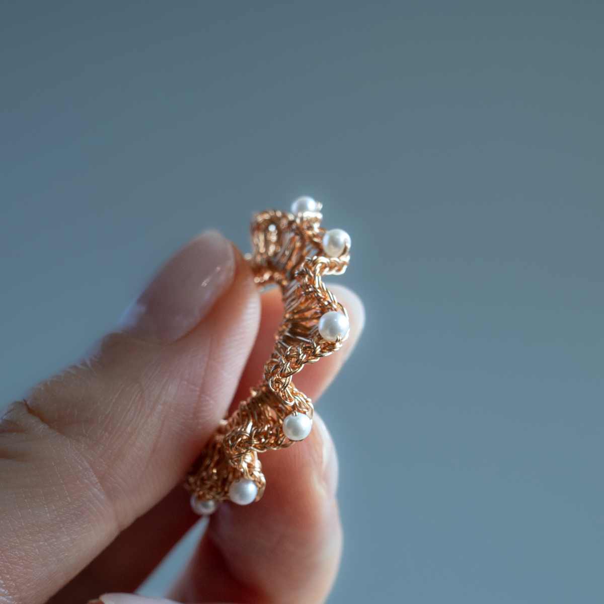 Frill Pearl Ear Cuff [Single] Ultra-Lightweight, Flexible Fit Design