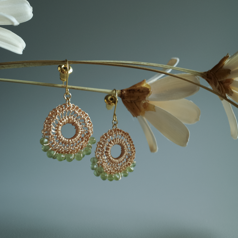 Peridot Lace earrings Gold color