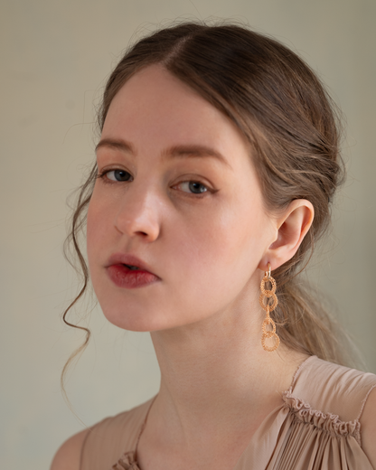 Yui – Hand-Crocheted Wire Earrings / Clip-ons