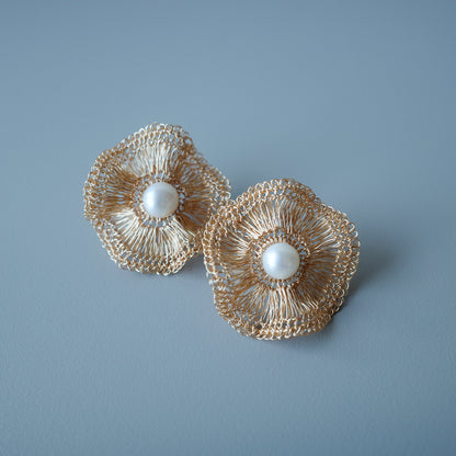 2way Orbit  Pearl　耳飾り　Gold color