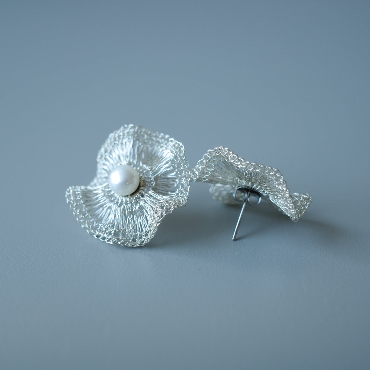 2way Orbit  Pearl　耳飾り　Silver color