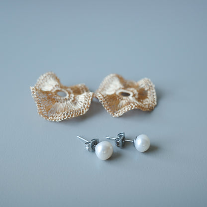 2way Orbit  Pearl　耳飾り　Gold color