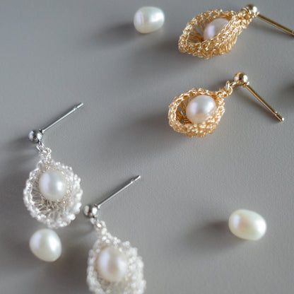 睡美人淡水珍珠 耳飾　金