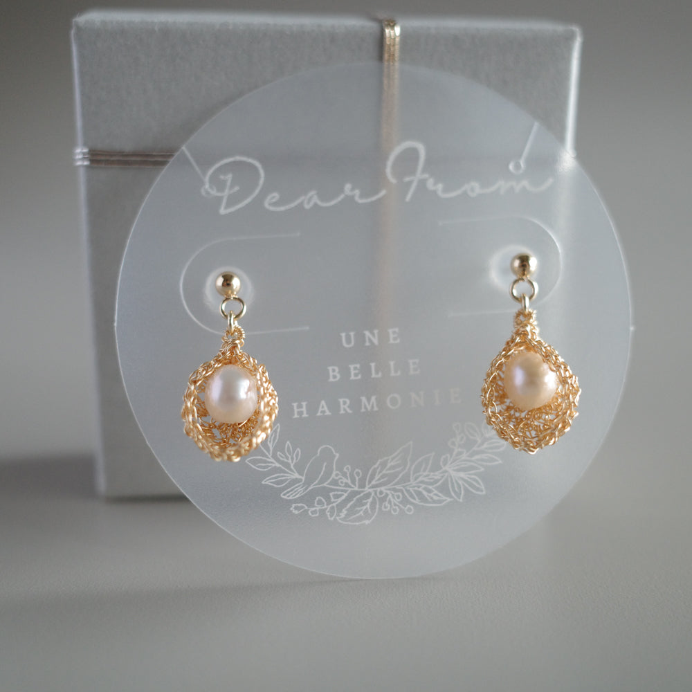 睡美人淡水珍珠 耳飾　金