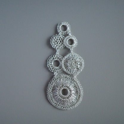 【預購商品】Circles in Motion – 長款耳環／夾式耳環　單耳販售（即單件）