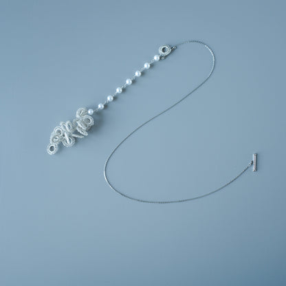 Full Bloom – ワイヤークロッシェとパールのネックレス L  Silver Color