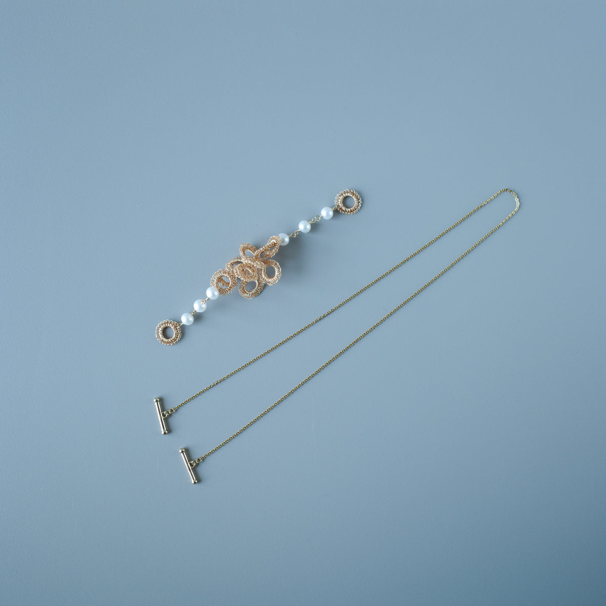 Full Bloom – ワイヤークロッシェとパールのネックレス S  Gold Color