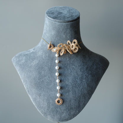 Full Bloom – ワイヤークロッシェとパールのネックレス L  Gold Color