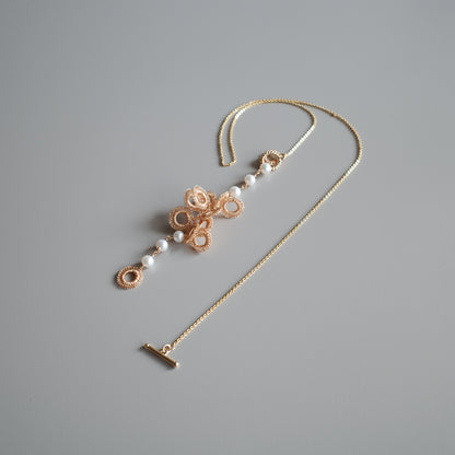 Full Bloom – 手工金屬線編織珍珠項鍊