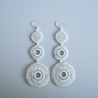 Trinity Lace Circles　耳飾り　Silver