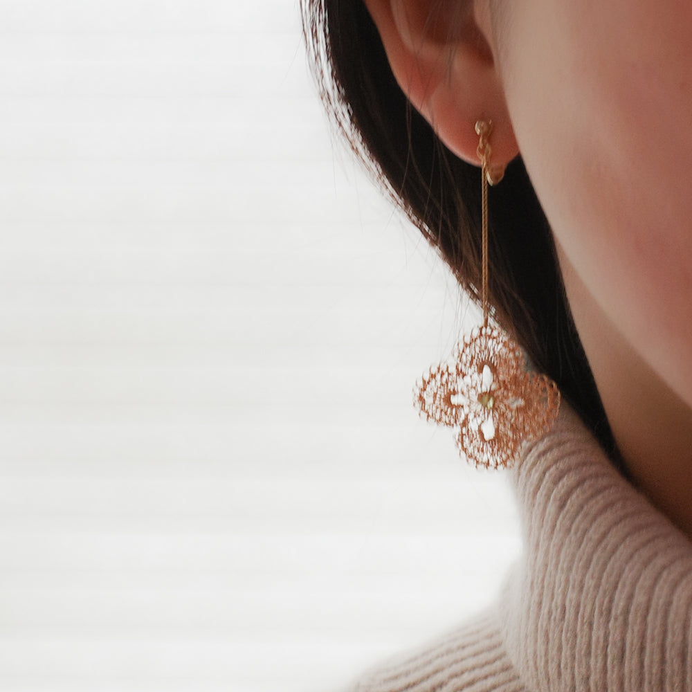 花綾 – 鉤織鏈條耳飾　金色